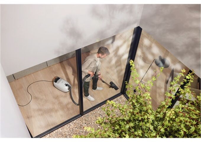 Miele Guard M1 S8380