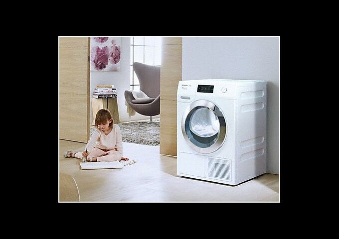 Miele TCR860WP *AUSSTELLUNGSSTÜCK*
