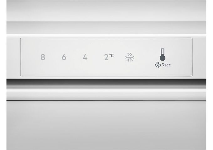 AEG RTS 813 ECAW